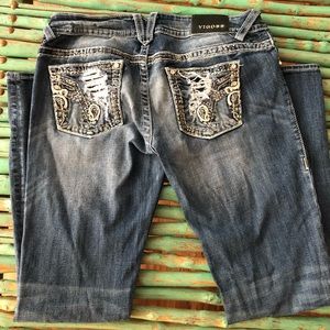 Super cute & flexible boot cut/flare jeans